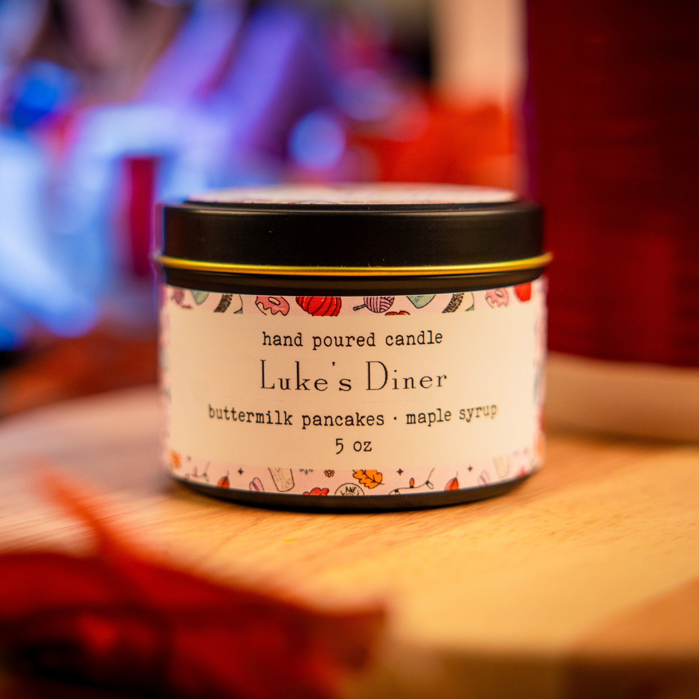 Luke's Diner candle