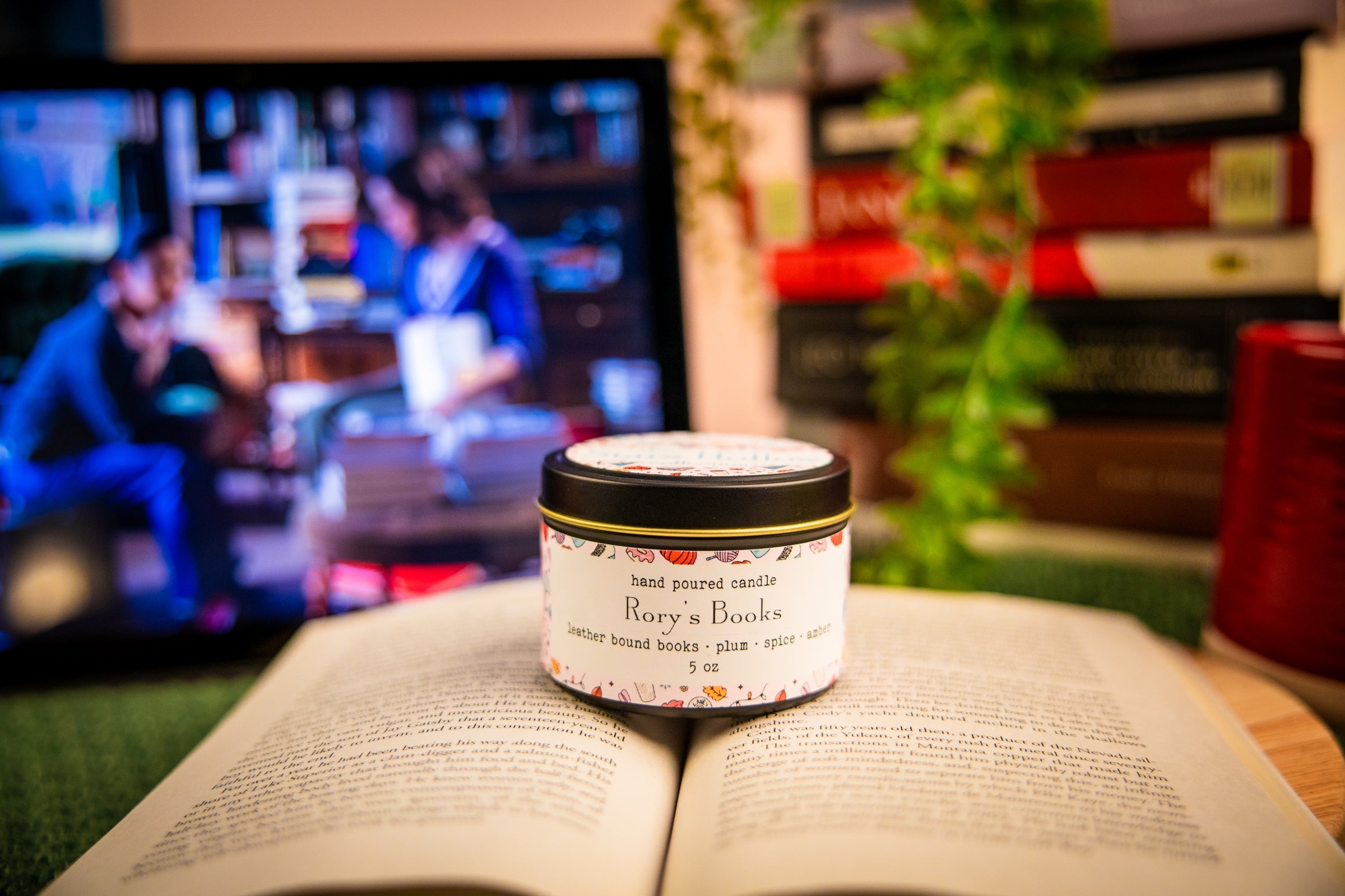 Rory's Books candle