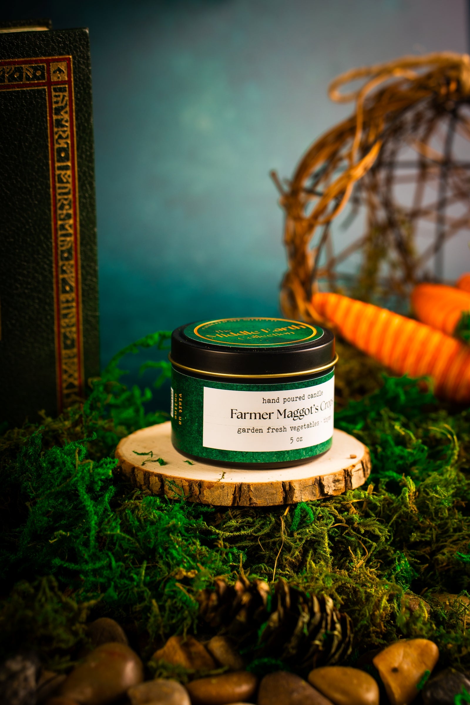 Farmer Maggot's Crops candle